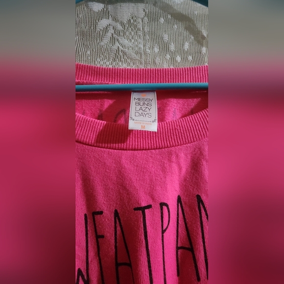 Sweatshirt - Picture 2 of 3